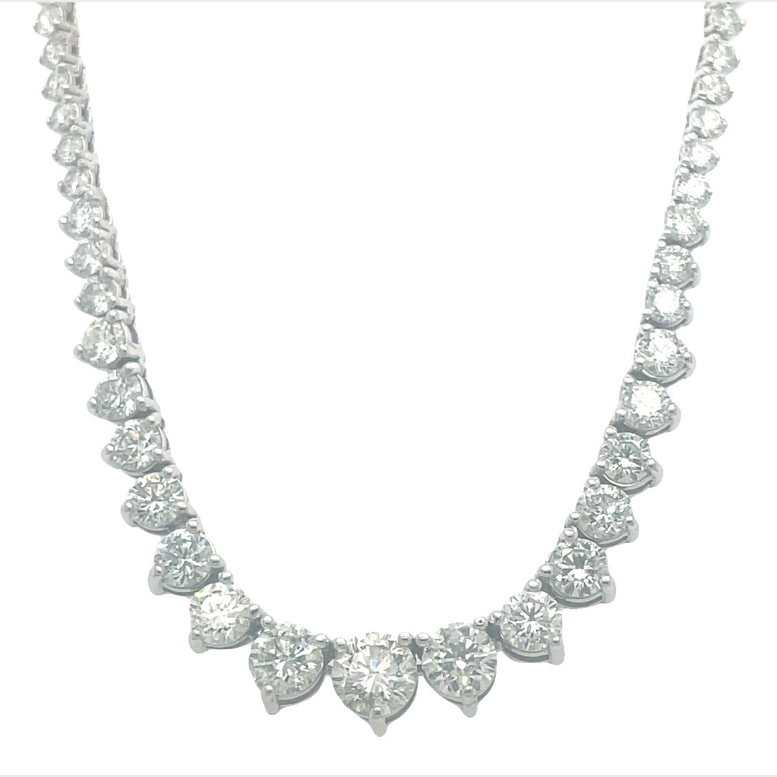 18" Graduated Three Prong Diamond Necklace