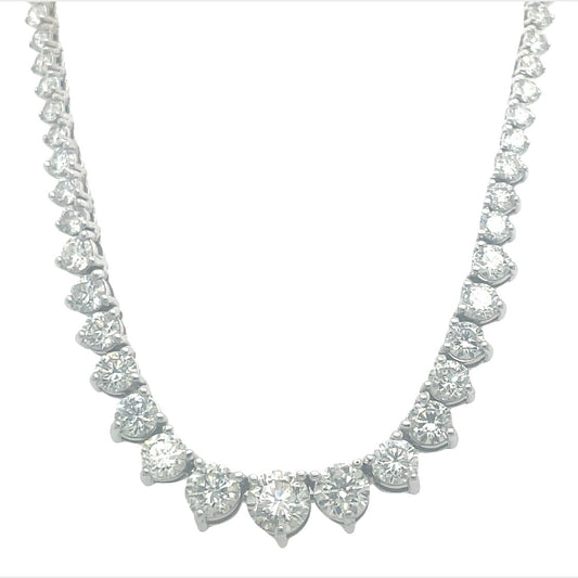 18" Graduated Three Prong Diamond Necklace